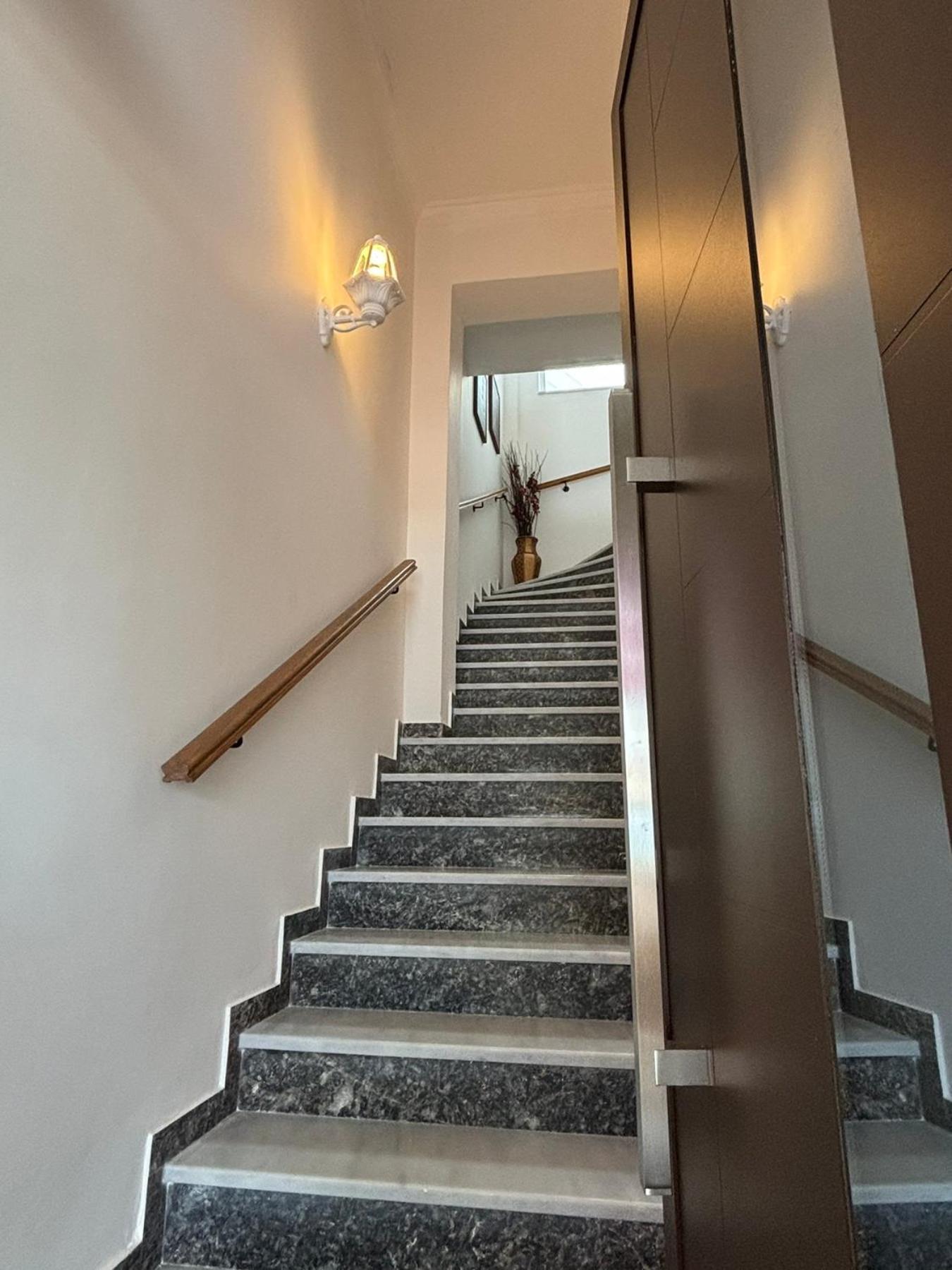Apartment Hercule's